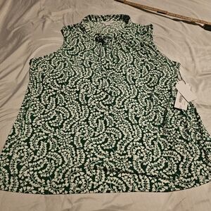 Liz Claibourne Green and White Patterned Blouse